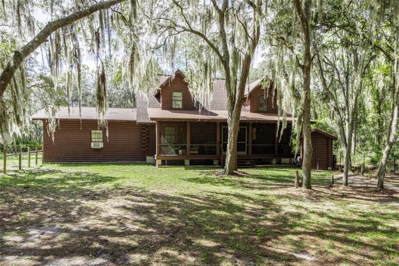 239 Riley Lake Drive, Hawthorne, FL 32640 Photo