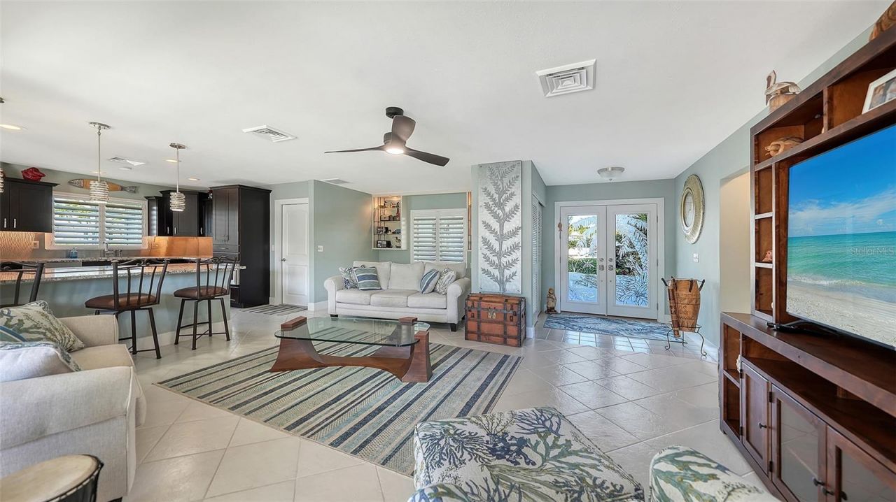 5569 Contento Drive, Sarasota, FL 34242 Photo