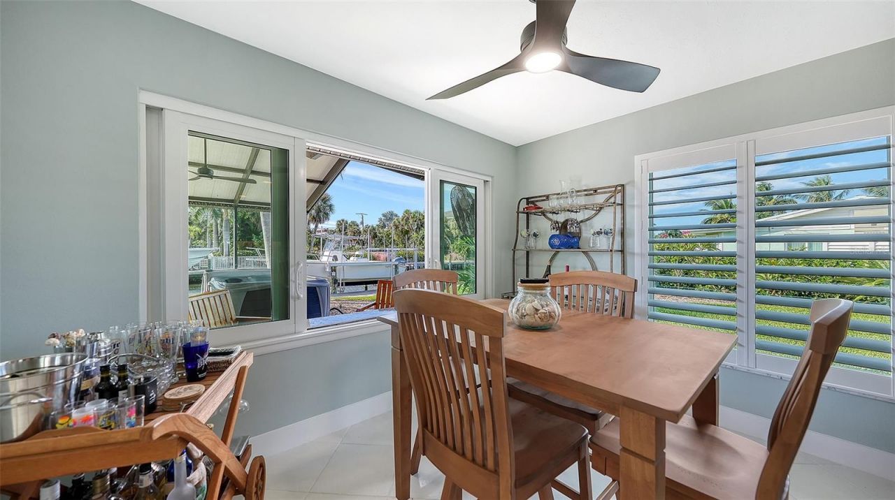 5569 Contento Drive, Sarasota, FL 34242 Photo