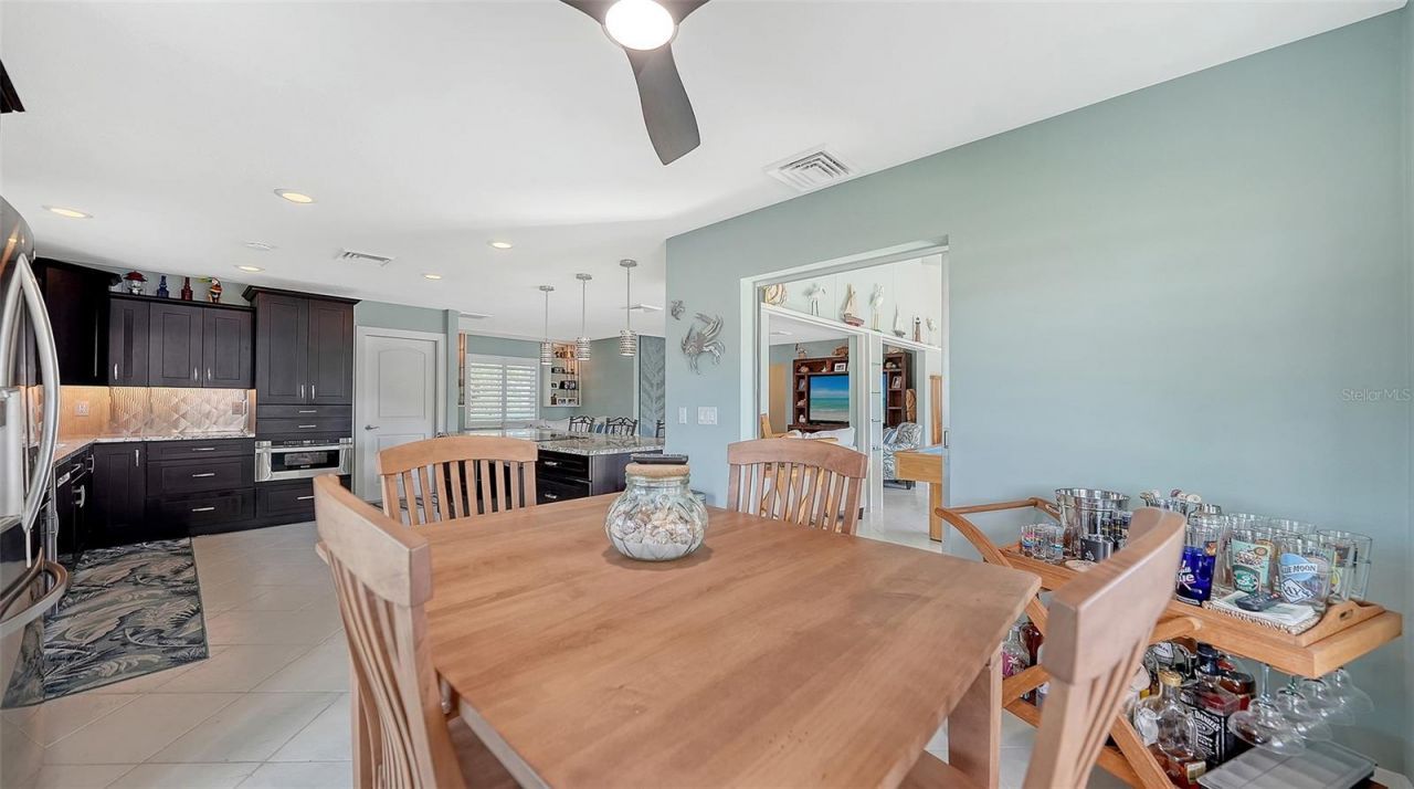 5569 Contento Drive, Sarasota, FL 34242 Photo