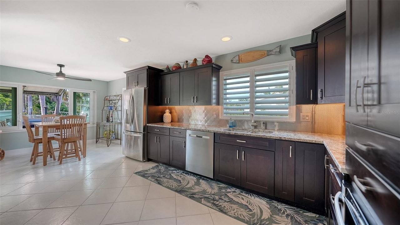 5569 Contento Drive, Sarasota, FL 34242 Photo