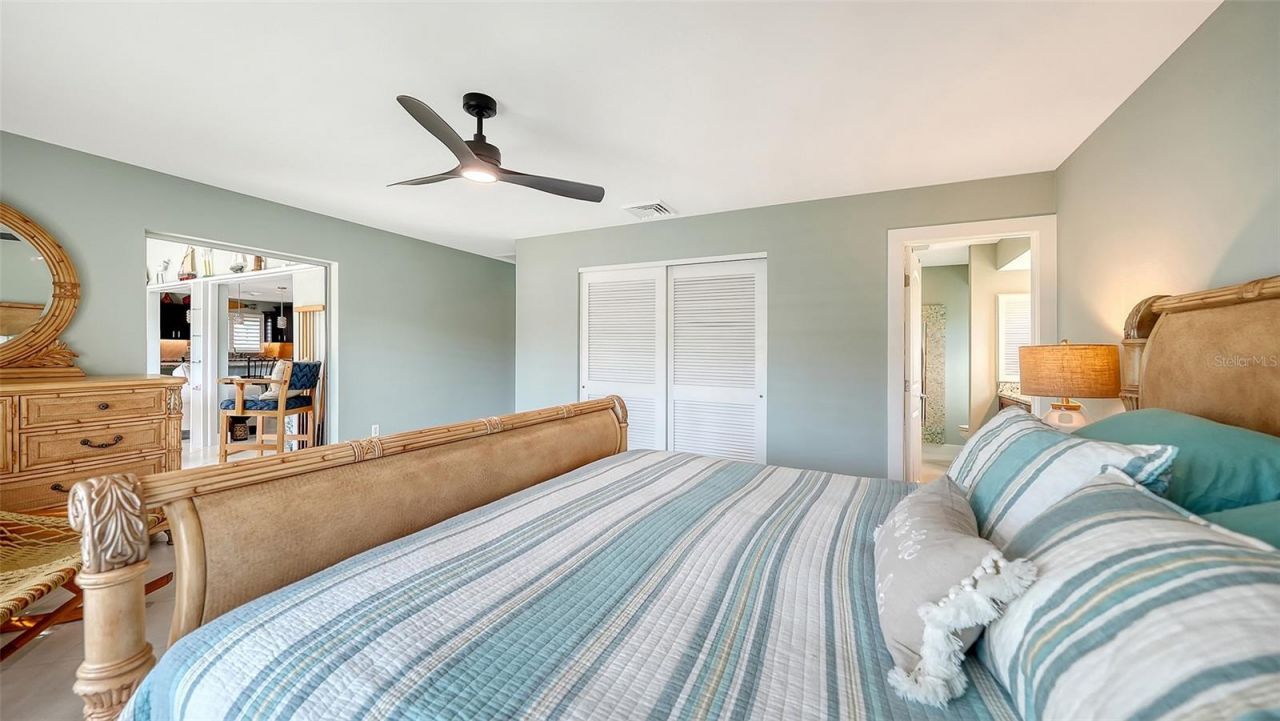 5569 Contento Drive, Sarasota, FL 34242 Photo