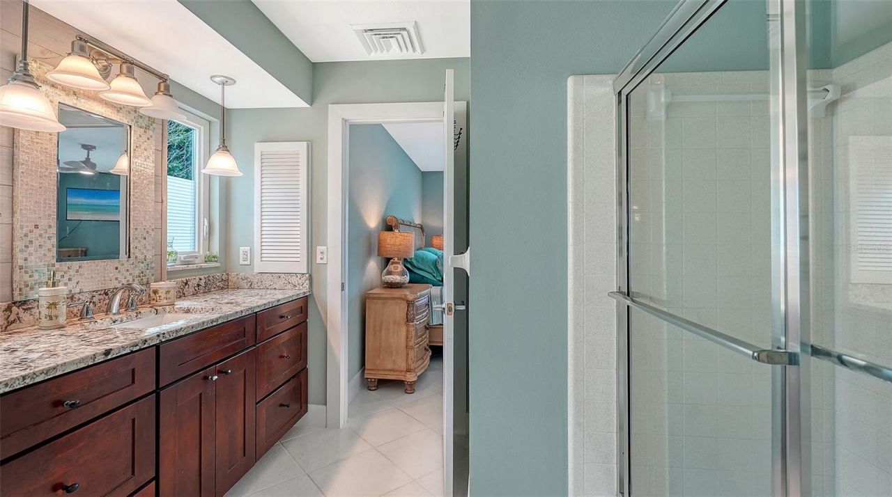 5569 Contento Drive, Sarasota, FL 34242 Photo