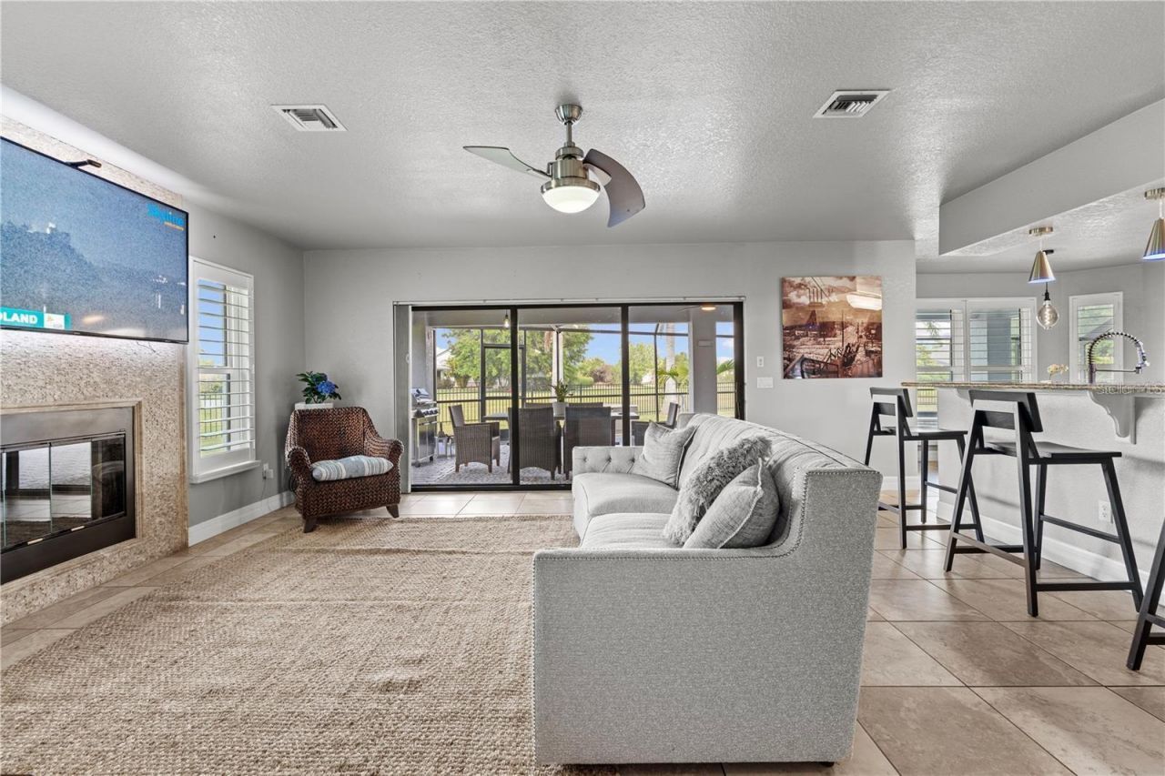 384 Viedma Street, Punta Gorda, FL 33983 Photo
