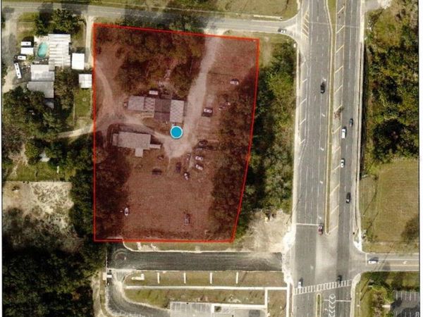 2740 LAKE ELLA ROAD, FRUITLAND PARK, FL 34731