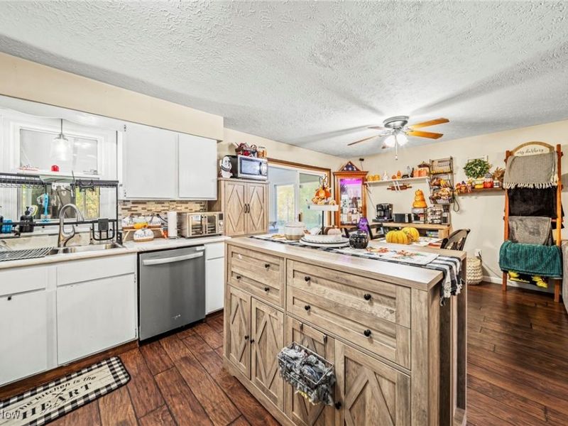 7435 Glenwood Road, Conneaut, OH 44030 Photo 10