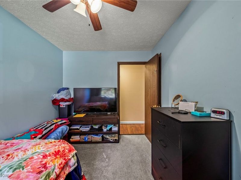 7435 Glenwood Road, Conneaut, OH 44030 Photo 23