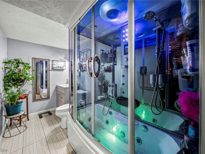 7435 Glenwood Road, Conneaut, OH 44030 Photo 24