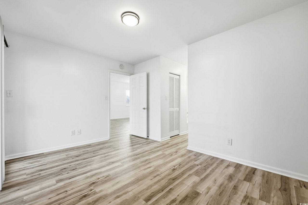 712 Dogwood Dr. S Photo 16