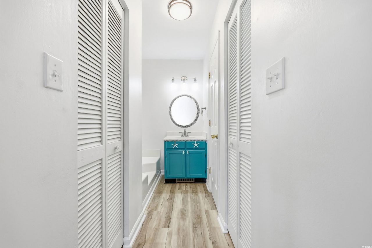 712 Dogwood Dr. S Photo 18