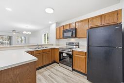 712 Dogwood Dr. S photo 4