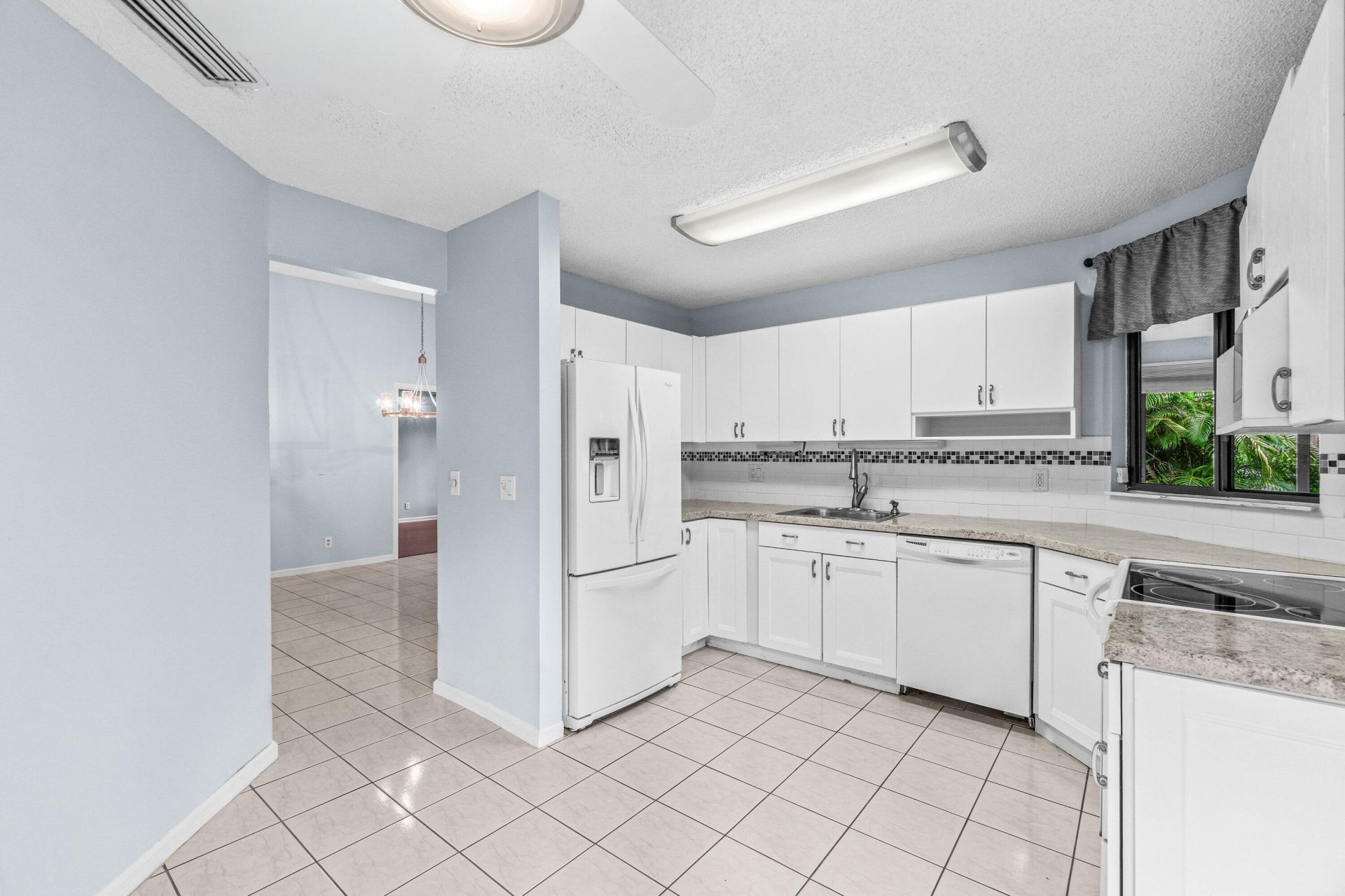 10173 Chestwood Road, Boynton Beach, FL 33437 Photo