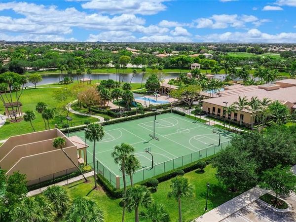 5834 NW 125th Ter, Coral Springs, FL 33076