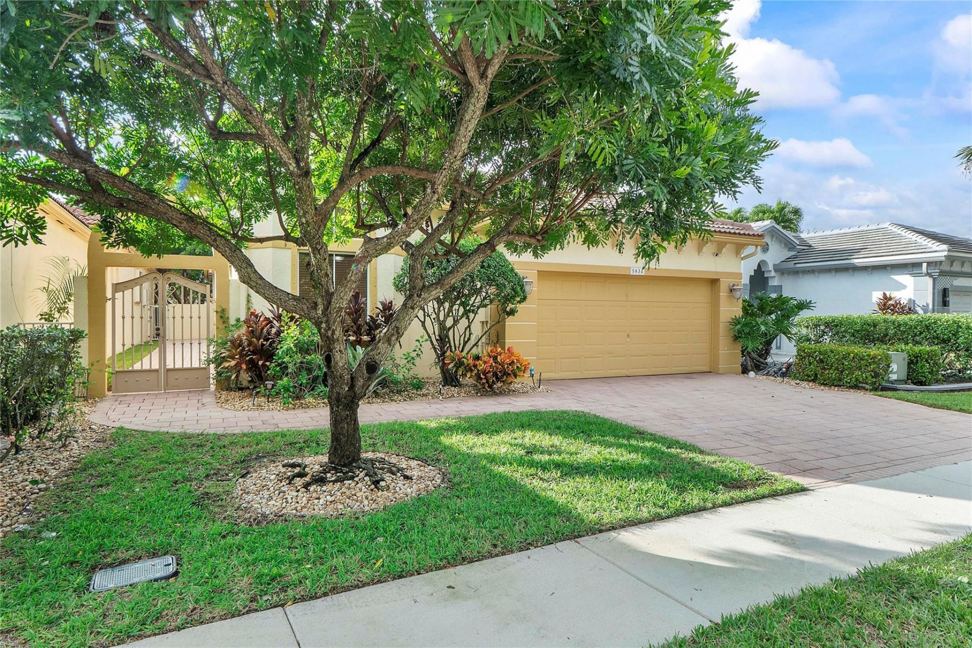 5834 NW 125th Terrace, Coral Springs, FL 33076 Photo