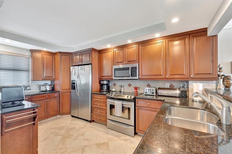 1012 N Ocean Blvd, Unit PH7, Pompano Beach, FL 33062 Photo