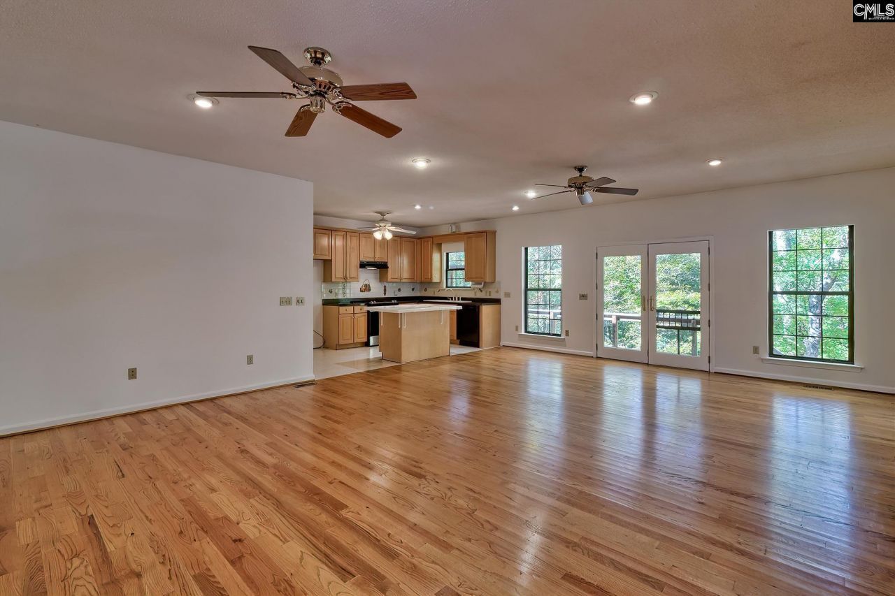 230 Cedar Shoals Way Photo 7