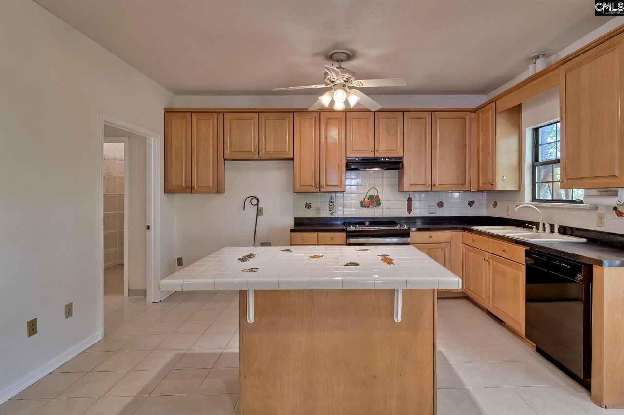 230 Cedar Shoals Way Photo 8