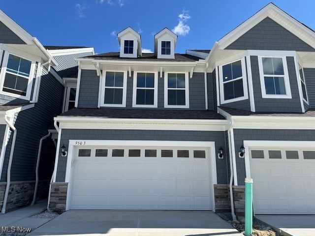 950-3 Memory Lane, Aurora, OH 44202 Main Photo