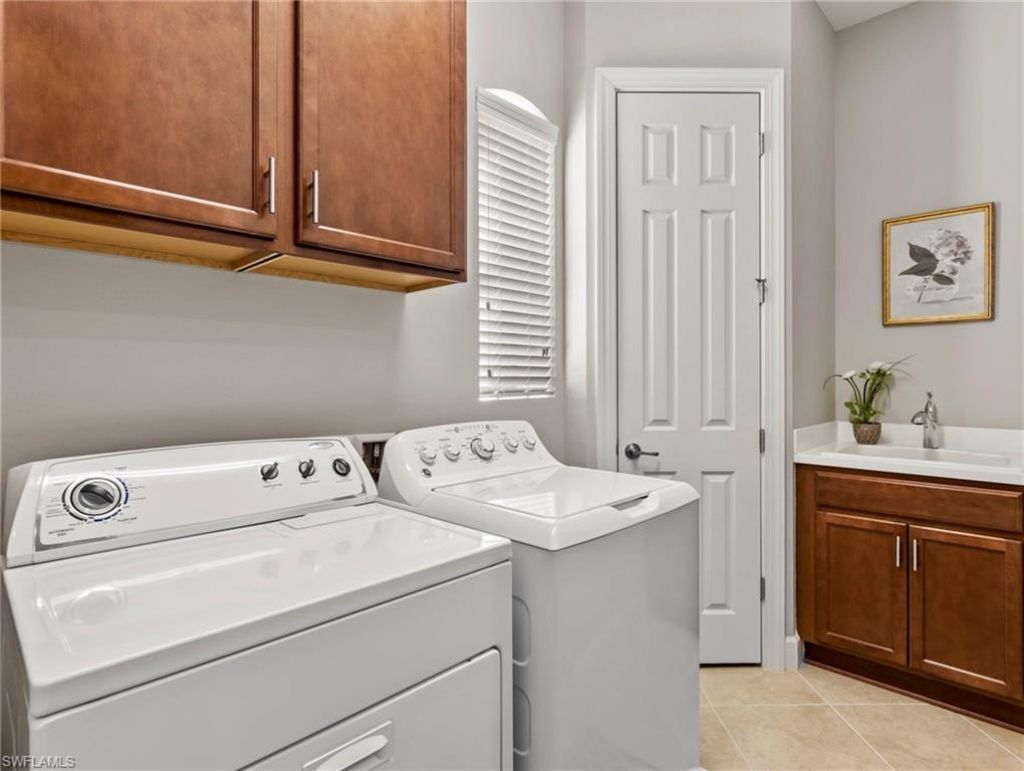 12894 New Market St, Unit 202, Fort Myers, FL 33913 Photo