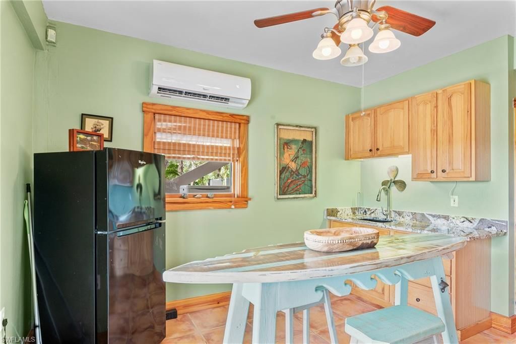 7377 Pineland Rd, Bokeelia, FL 33922 Photo