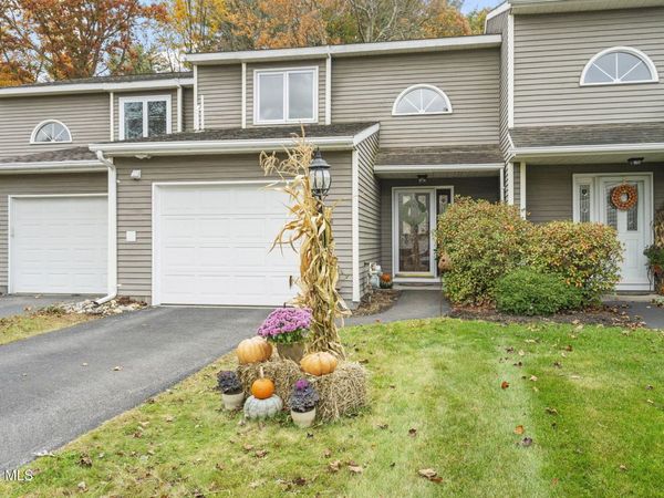 3016 Fern Court, Schenectady, NY 12303