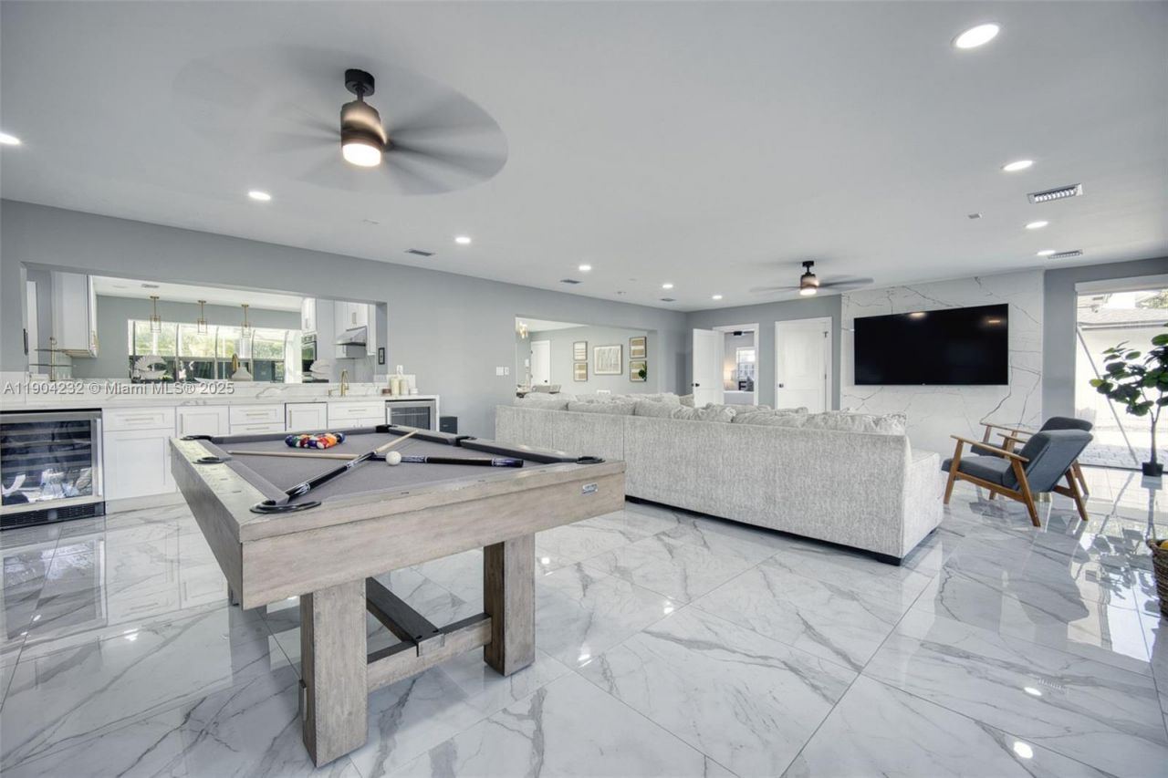 1030 SW 14th Ter, Fort Lauderdale, FL 33312 Photo