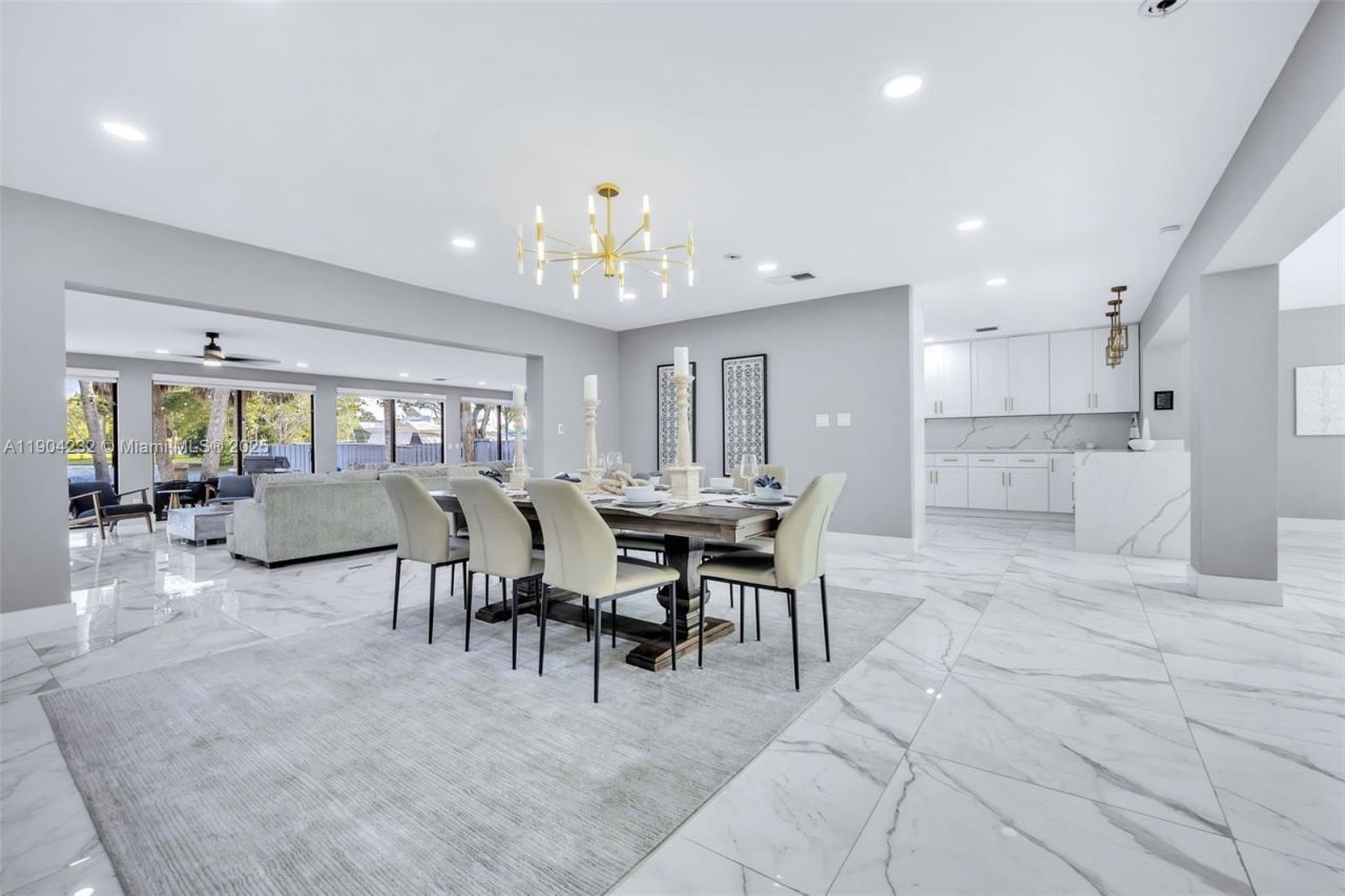 1030 SW 14th Ter, Fort Lauderdale, FL 33312 Photo