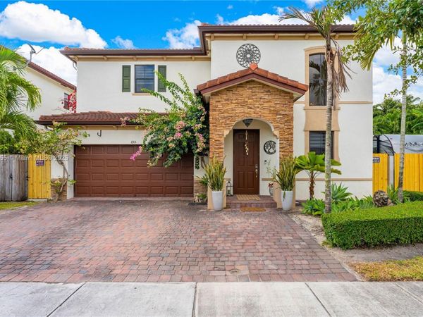 655 SE 37th Ter, Homestead, FL 33033