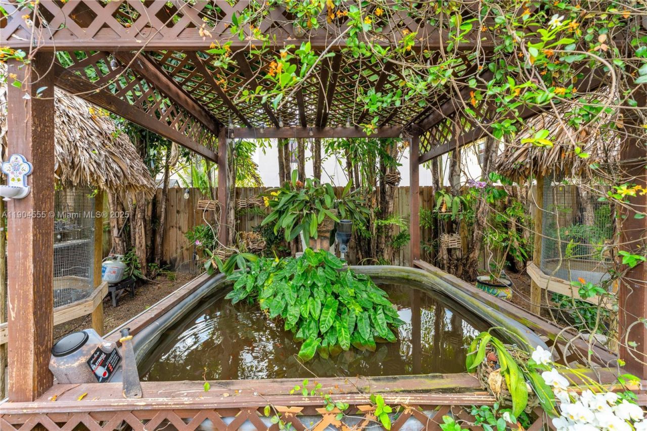 655 SE 37th Ter, Homestead, FL 33033 Photo