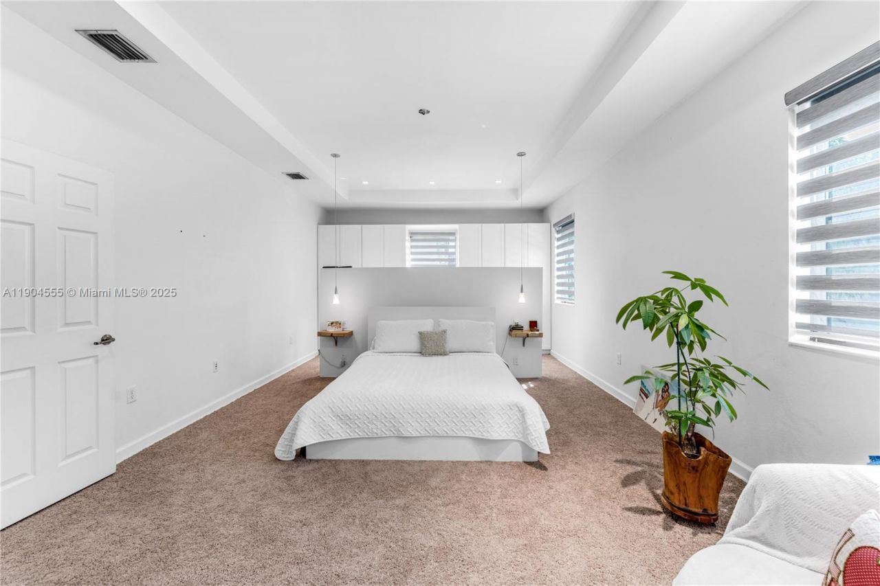 655 SE 37th Ter, Homestead, FL 33033 Photo