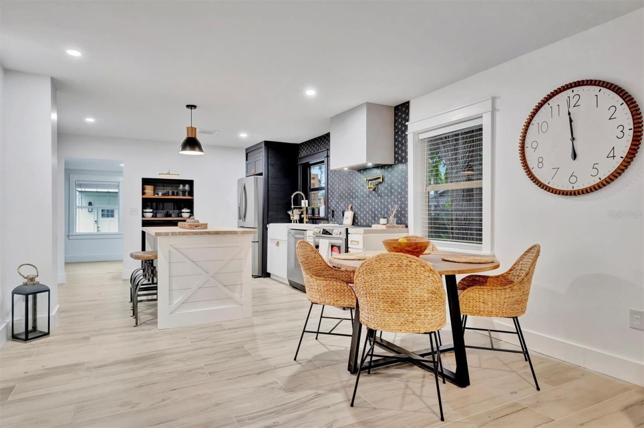 2713 4th Avenue W, Bradenton, FL 34205 Photo