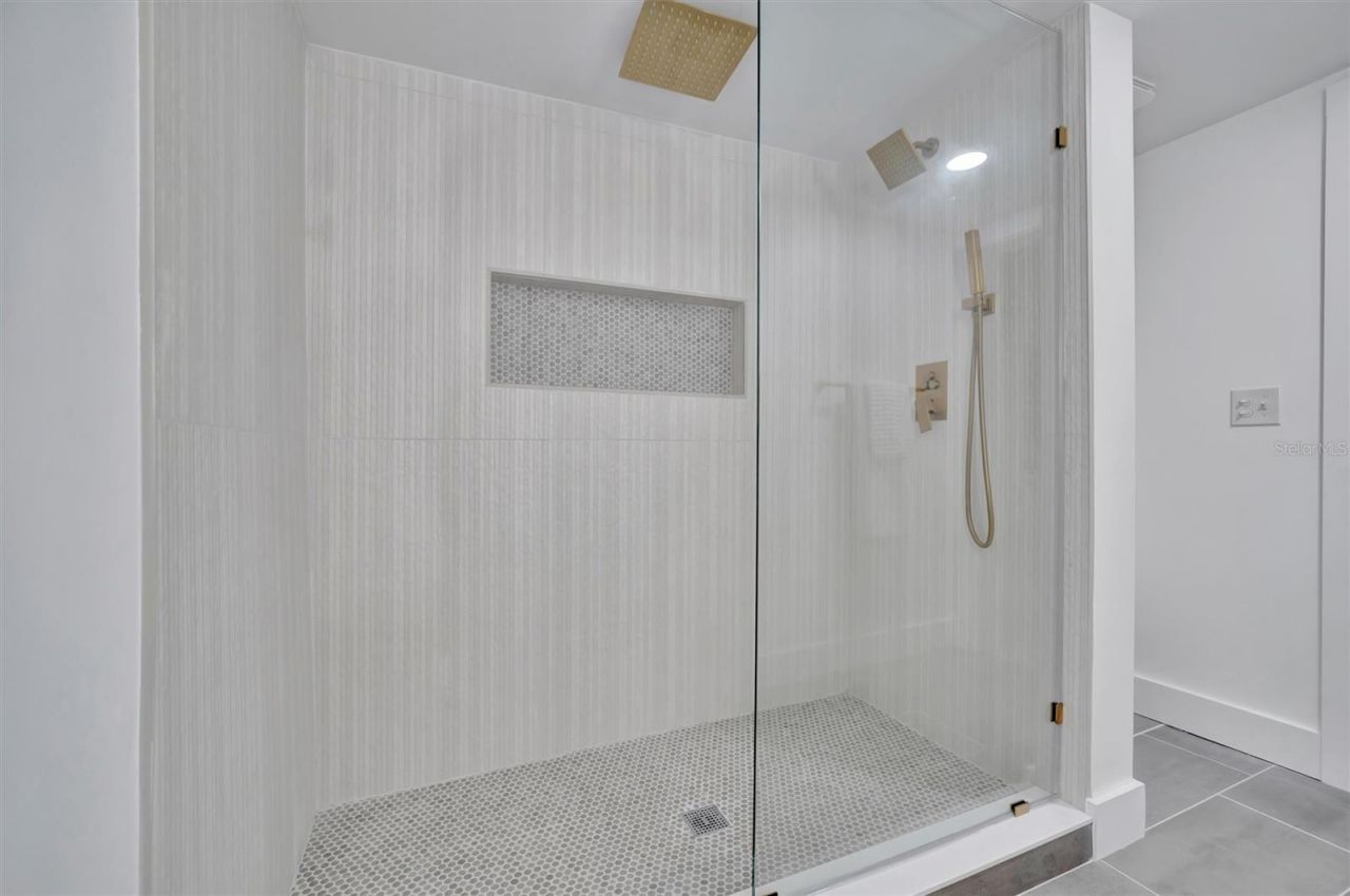 2713 4th Avenue W, Bradenton, FL 34205 Photo