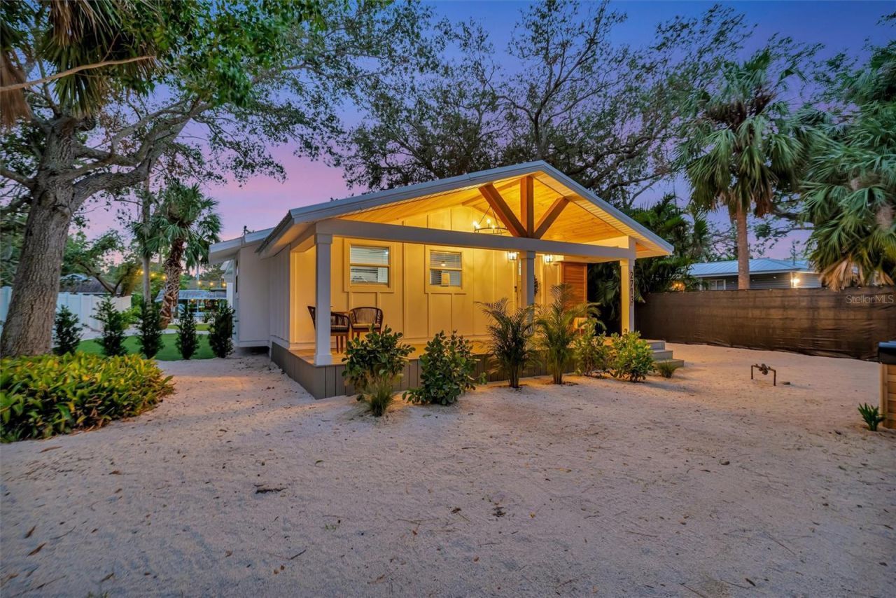 2713 4th Avenue W, Bradenton, FL 34205 Photo