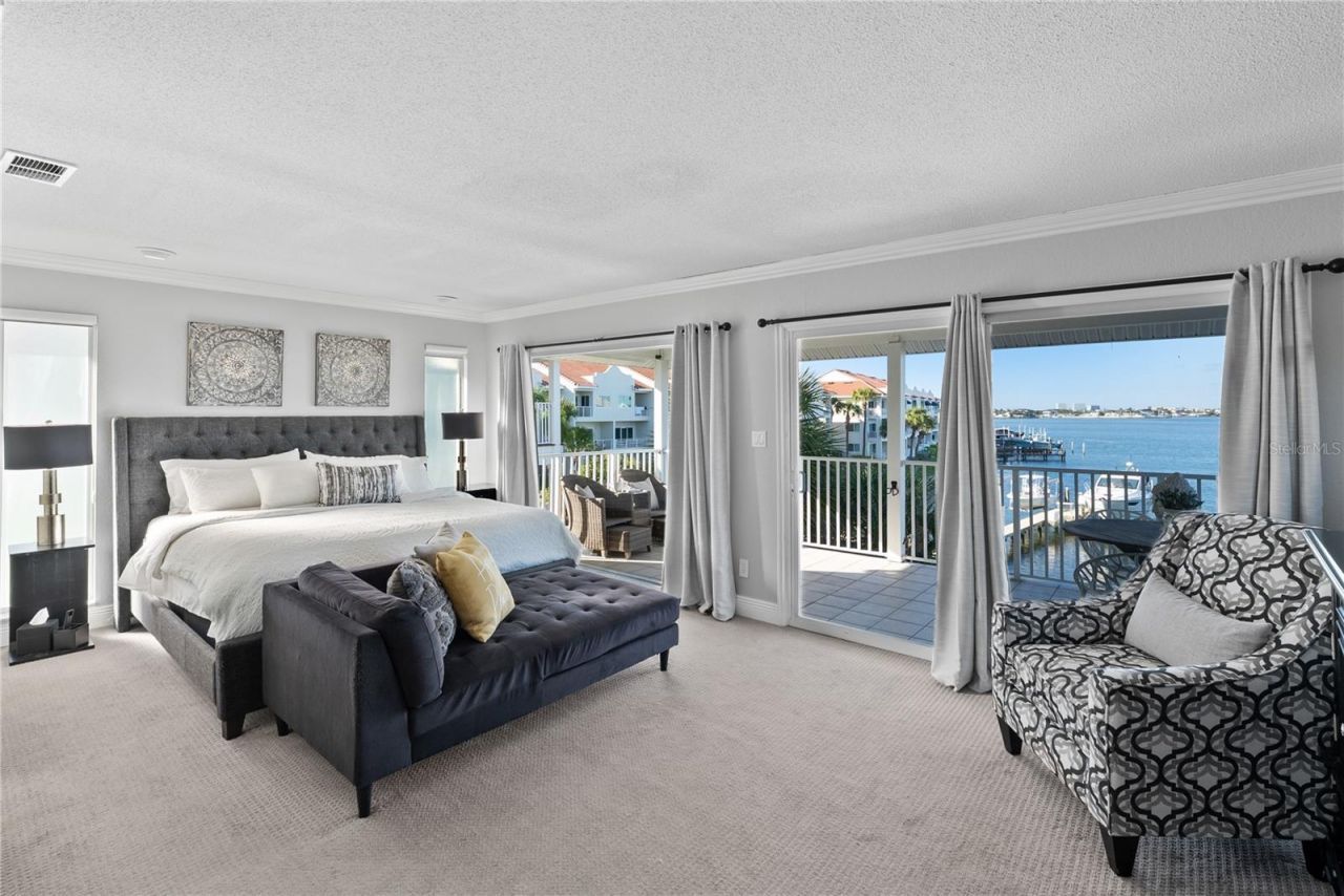 255 46th Avenue, Saint Pete Beach, FL 33706 Photo
