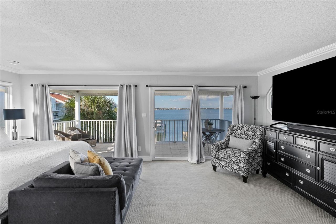 255 46th Avenue, Saint Pete Beach, FL 33706 Photo