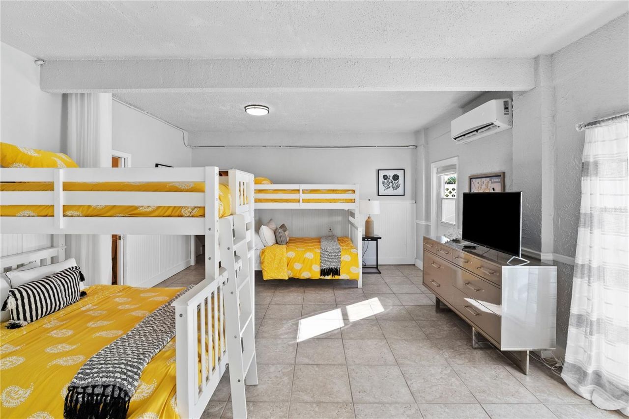 255 46th Avenue, Saint Pete Beach, FL 33706 Photo