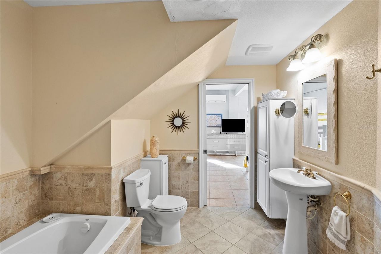 255 46th Avenue, Saint Pete Beach, FL 33706 Photo