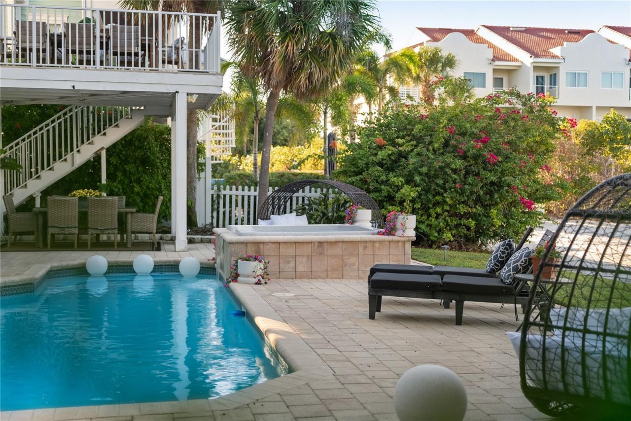 255 46th Avenue, Saint Pete Beach, FL 33706 Photo