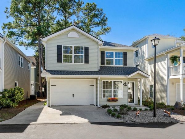 829 9th Ave. S, North Myrtle Beach, SC 29582