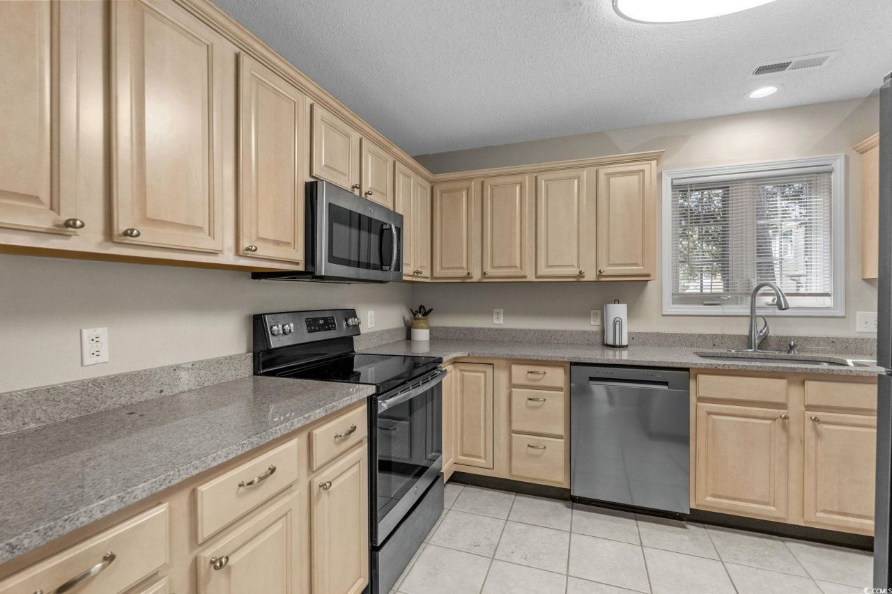 829 9th Ave. S Photo 16