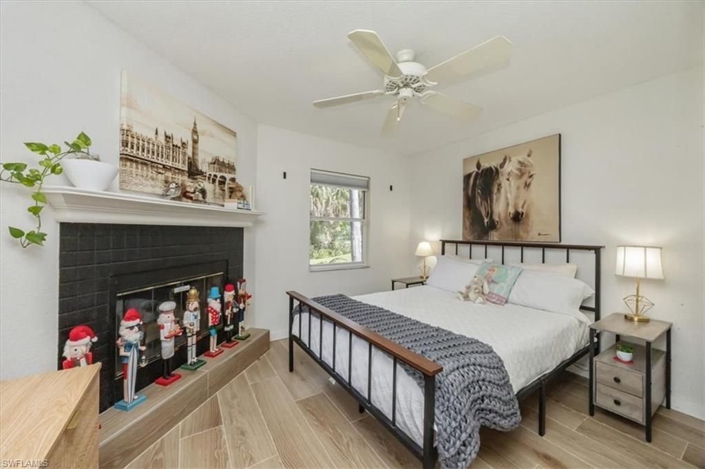 361 9th St Nw, Naples, FL 34120 Photo