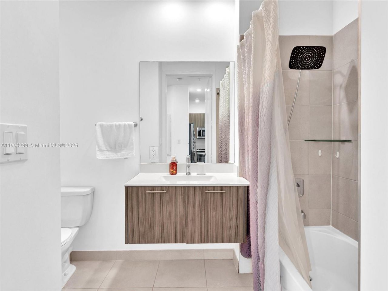 6410 NW 102nd Path, Unit 302, Doral, FL 33178 Photo