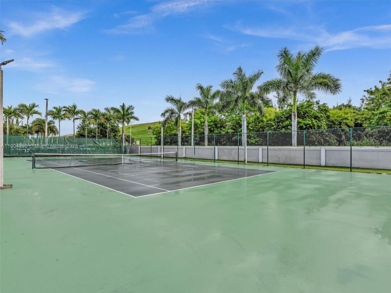 6410 NW 102nd Path, Unit 302, Doral, FL 33178 Photo