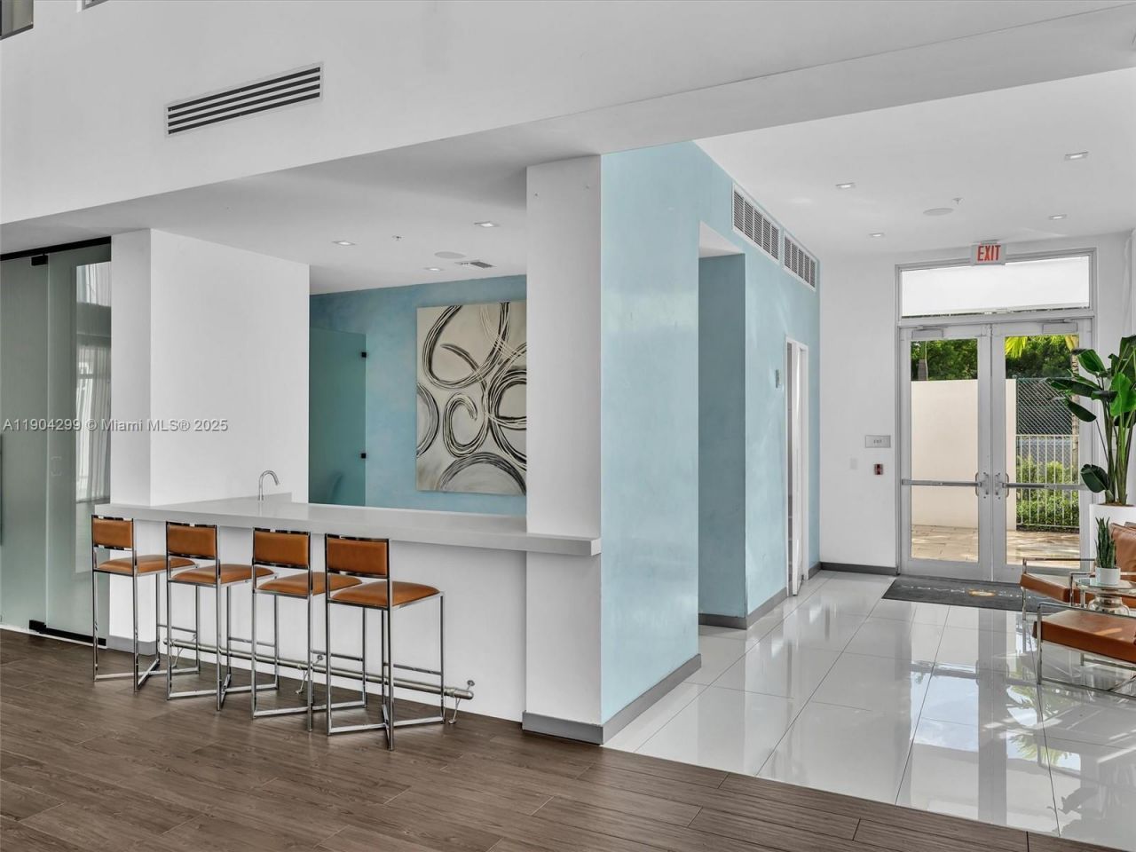 6410 NW 102nd Path, Unit 302, Doral, FL 33178 Photo