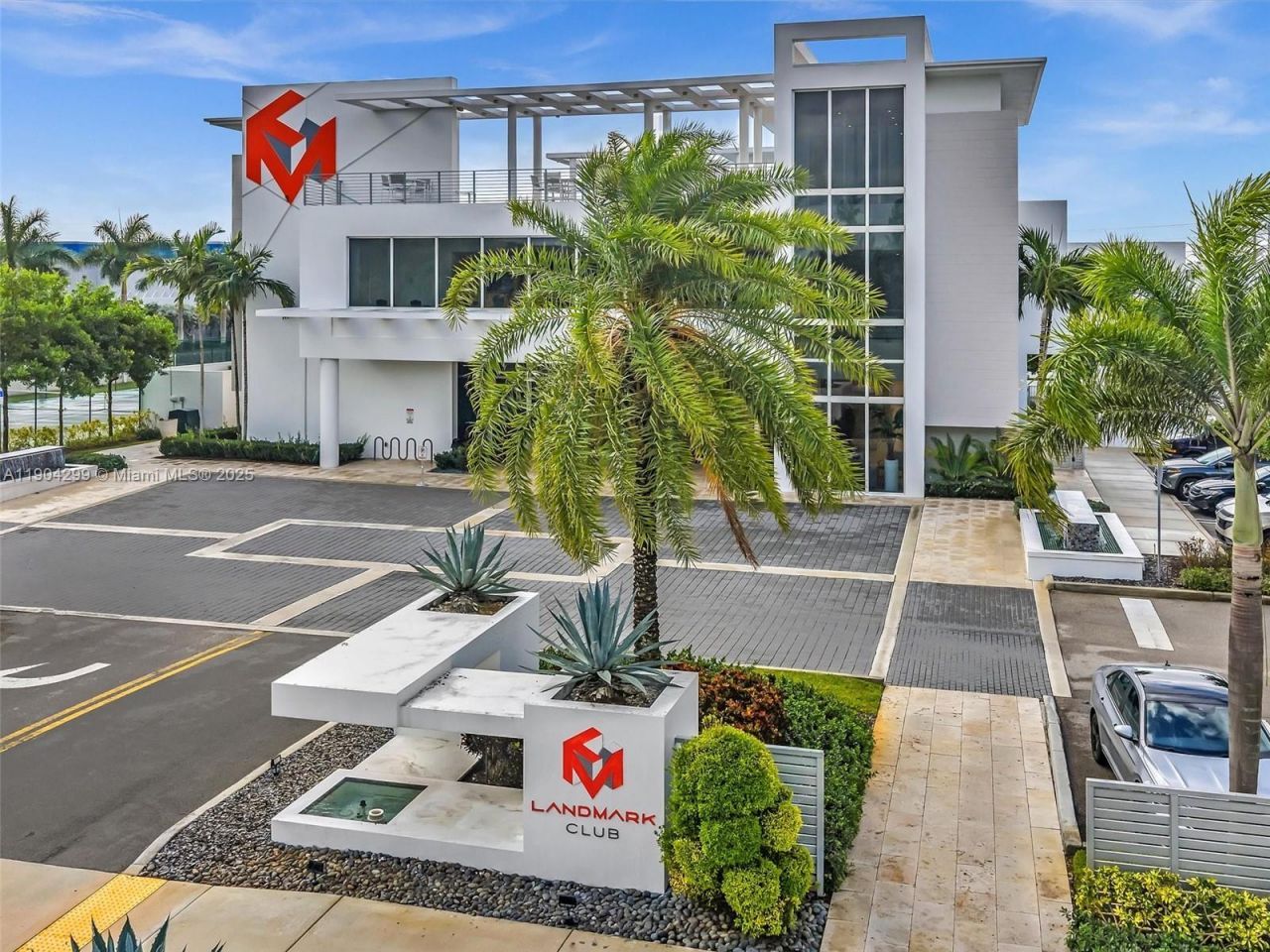 6410 NW 102nd Path, Unit 302, Doral, FL 33178 Photo