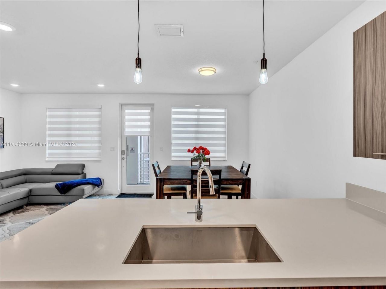 6410 NW 102nd Path, Unit 302, Doral, FL 33178 Photo