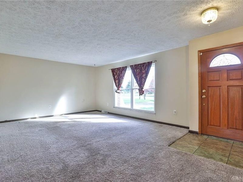 8309 Cox Road, West Chester, OH 45069 Photo 3