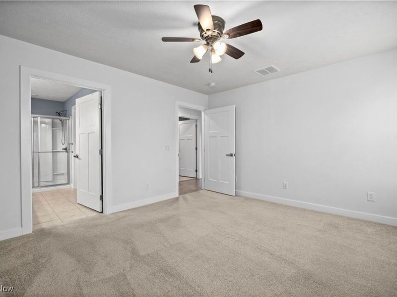 320 Pebble Creek Court, Amherst, OH 44001 Photo 18