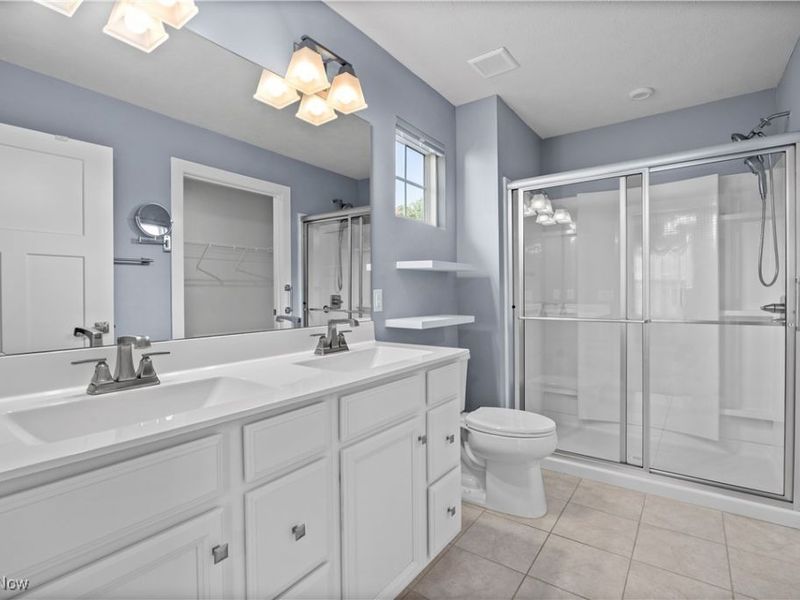 320 Pebble Creek Court, Amherst, OH 44001 Photo 20