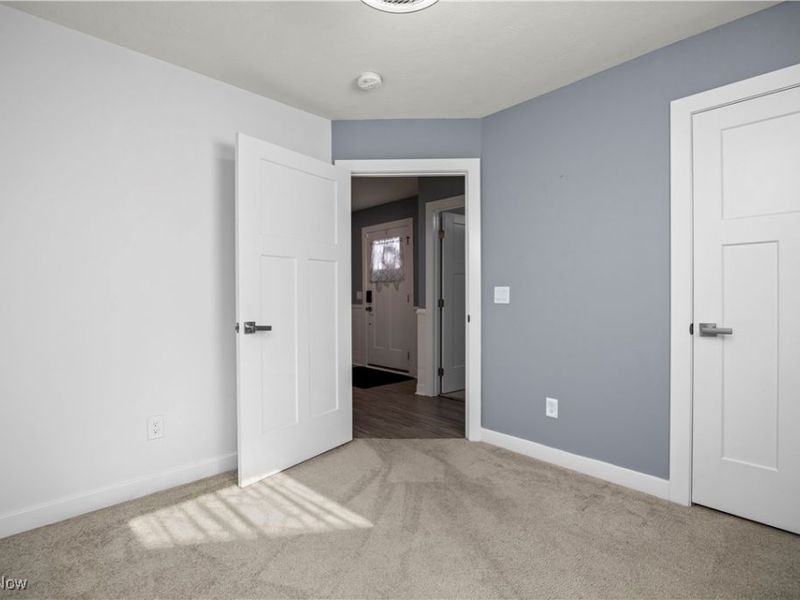 320 Pebble Creek Court, Amherst, OH 44001 Photo 22